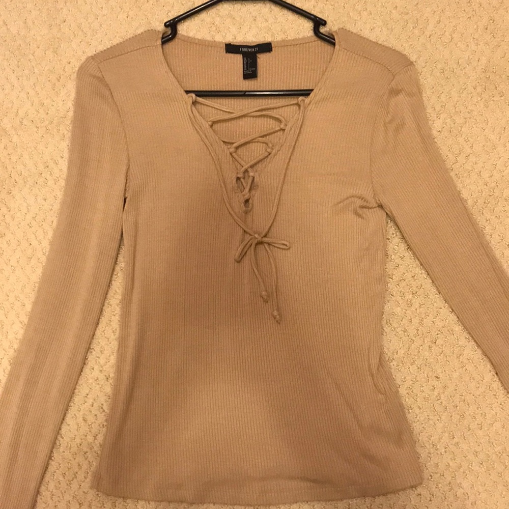 Long sleeve top